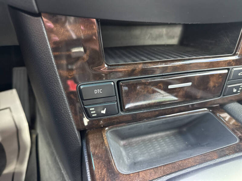 2009 BMW 5 Series 528i xDrive