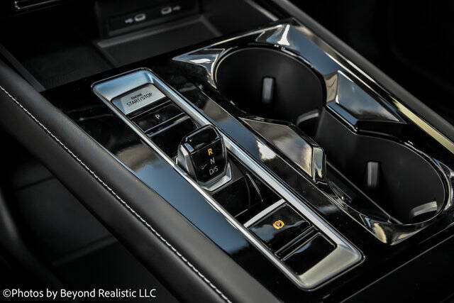 2024 Volkswagen Atlas Cross Sport SEL R-Line 4Motion