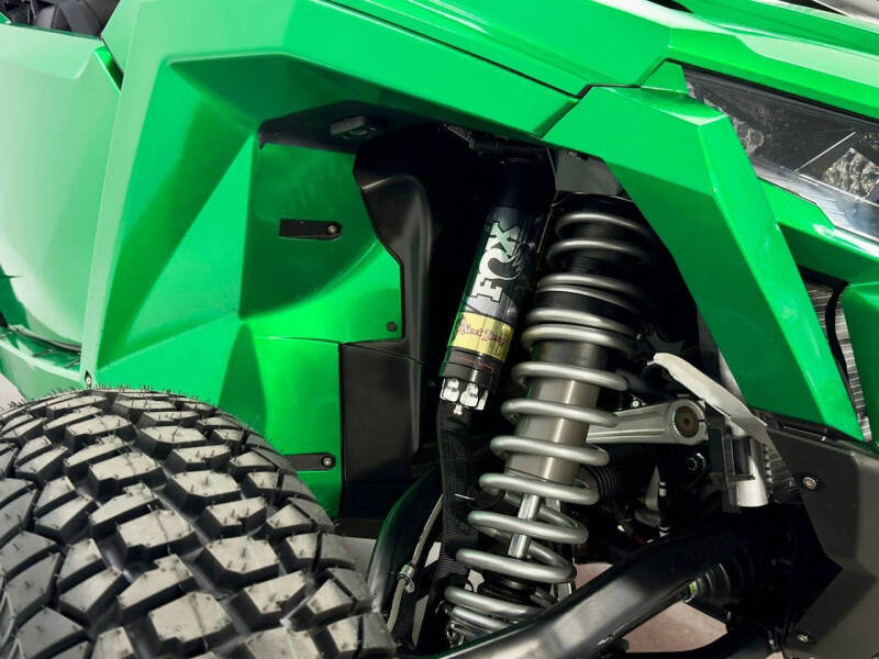 2025 Polaris RZR Pro R 4 Ultimate