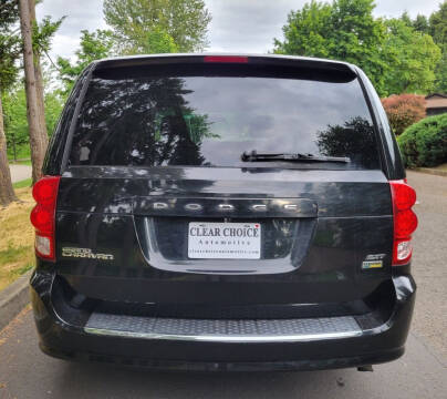 2015 Dodge Grand Caravan for sale at CLEAR CHOICE AUTOMOTIVE in Milwaukie OR