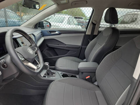 2022 Volkswagen Taos SE