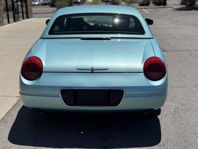 2002 Ford Thunderbird Deluxe