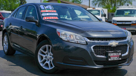 2014 Chevrolet Malibu for sale at Nissi Auto Sales in Waukegan IL