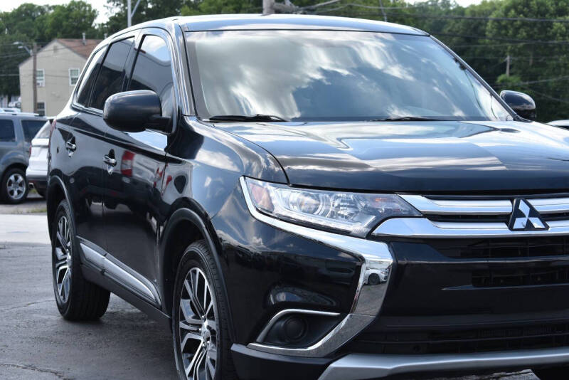 2018 Mitsubishi Outlander ES
