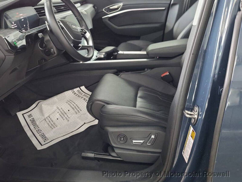 2024 Audi Q8 e-tron quattro Prestige