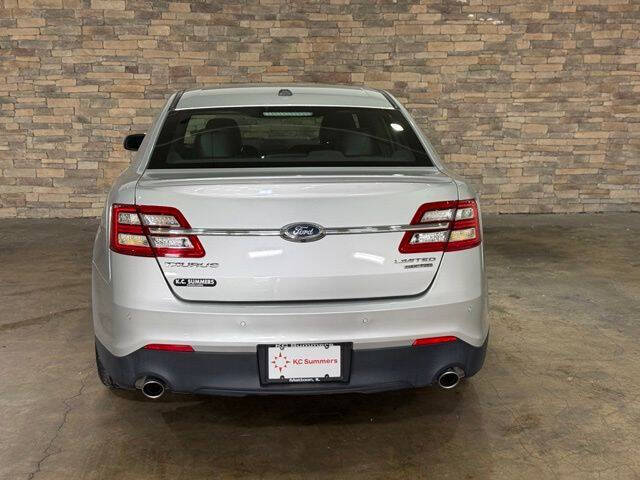 2017 Ford Taurus Limited