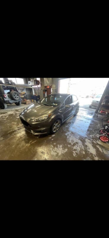 2016 Ford Fiesta for sale at C'S Auto Sales in Lebanon PA