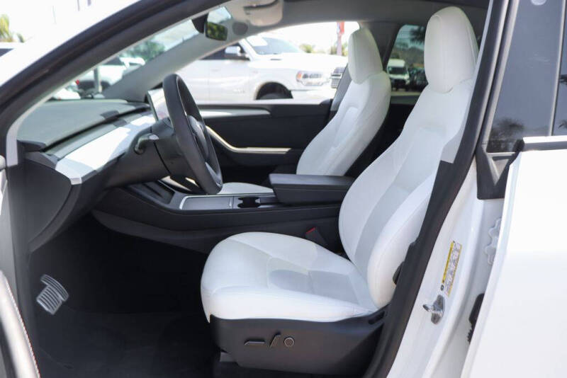 2024 Tesla Model Y Performance
