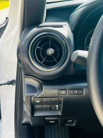 2024 Lexus IS 350 F SPORT Design