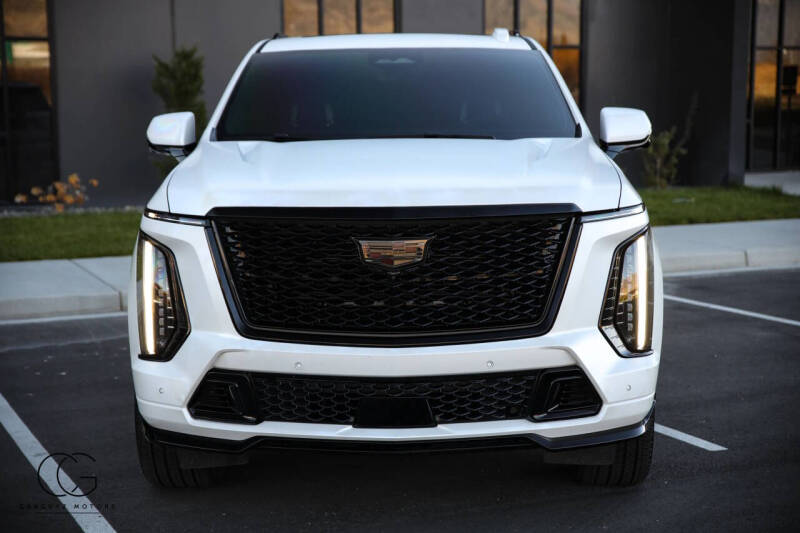 2025 Cadillac Escalade-V