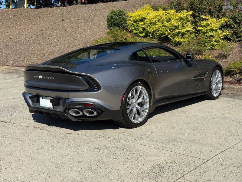 2025 Aston Martin Vanquish