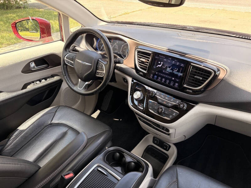2019 Chrysler Pacifica Touring L Plus