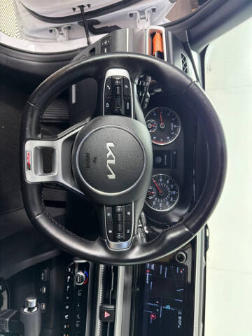 2022 Kia K5