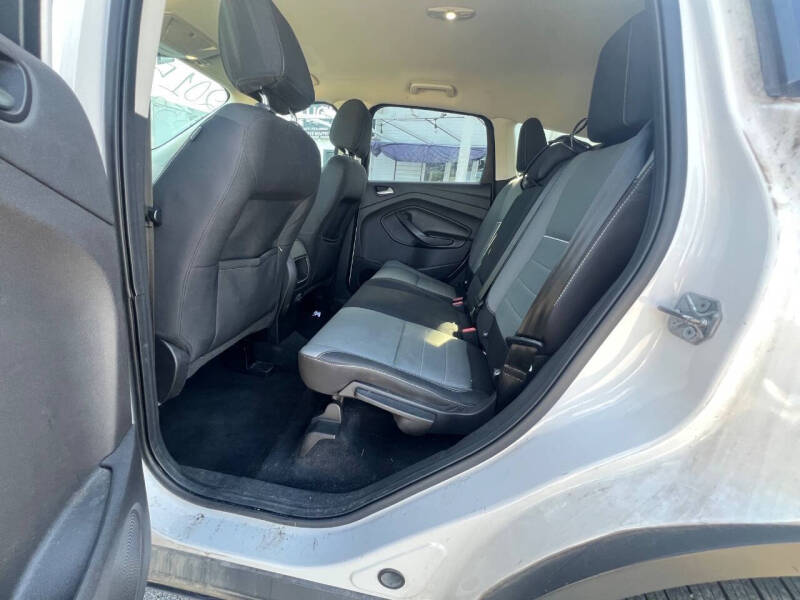2015 Ford Escape SE