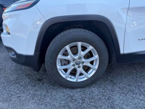 2017 Jeep Cherokee Latitude