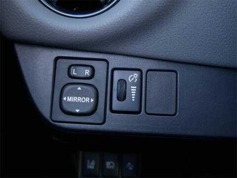 2018 Toyota Yaris 3-Door LE