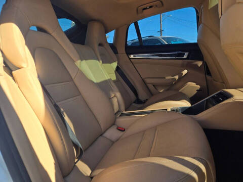 2018 Porsche Panamera