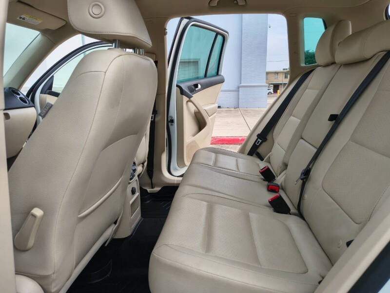 2015 Volkswagen Tiguan S