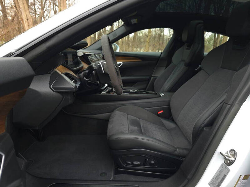 2023 Audi e-tron GT quattro Premium Plus