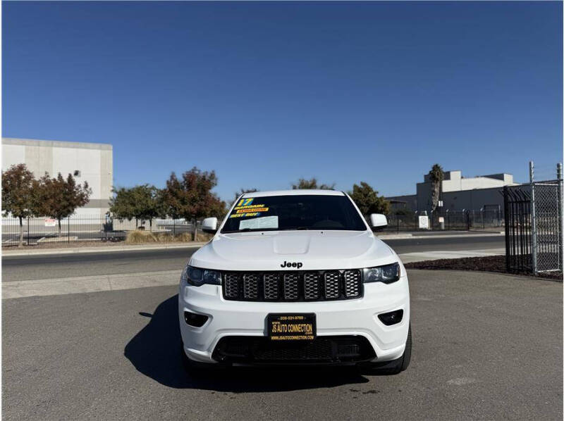 2017 Jeep Grand Cherokee Altitude