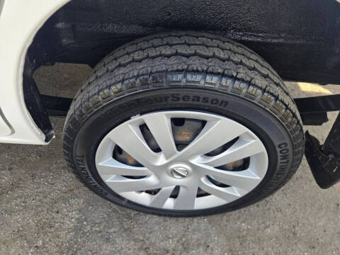 2018 Nissan NV200 SV