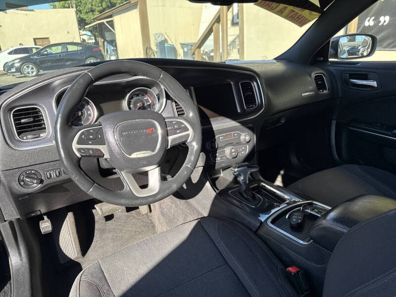 2015 Dodge Charger SXT