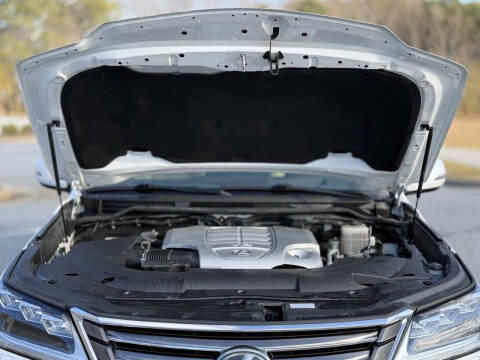 2020 Lexus LX 570 Three-Row