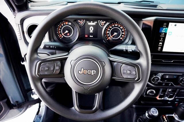 2025 Jeep Gladiator NightHawk