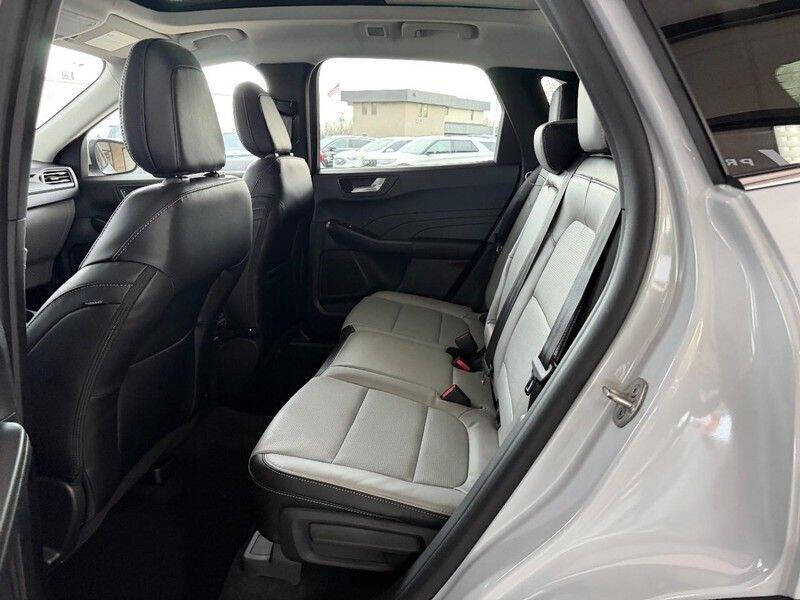 2026 Ford Escape Platinum