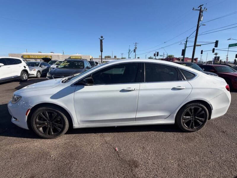2016 Chrysler 200 Limited