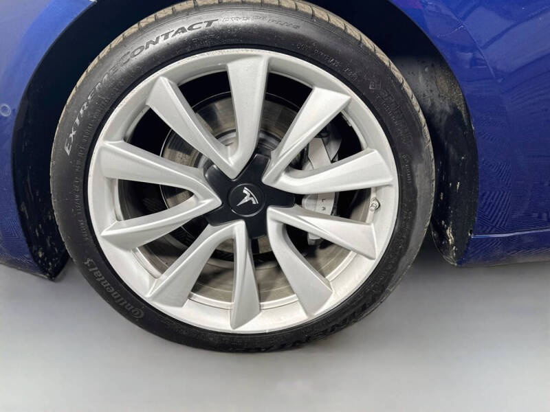 2020 Tesla Model 3 Long Range