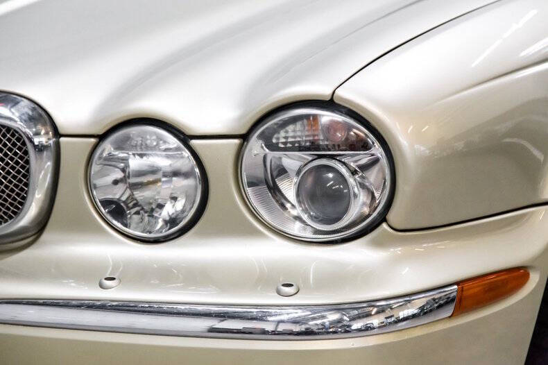 2006 Jaguar XJ-Series XJ8