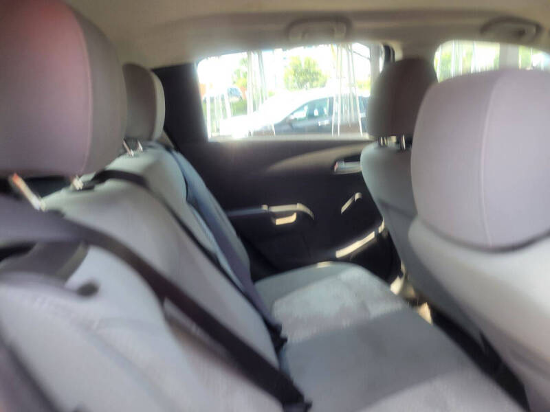 2012 Chevrolet Sonic LS