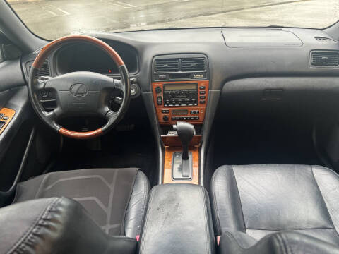 2000 Lexus ES 300