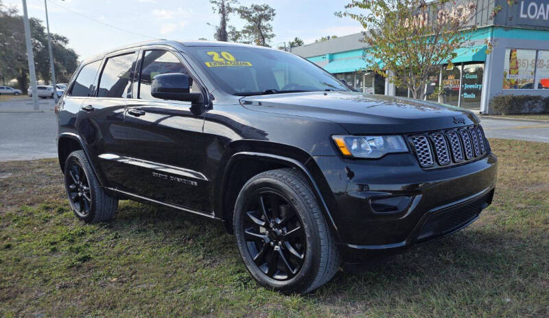 2020 Jeep Grand Cherokee Altitude's photo