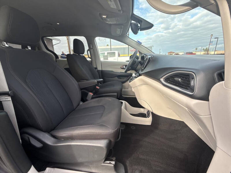 2017 Chrysler Pacifica Touring