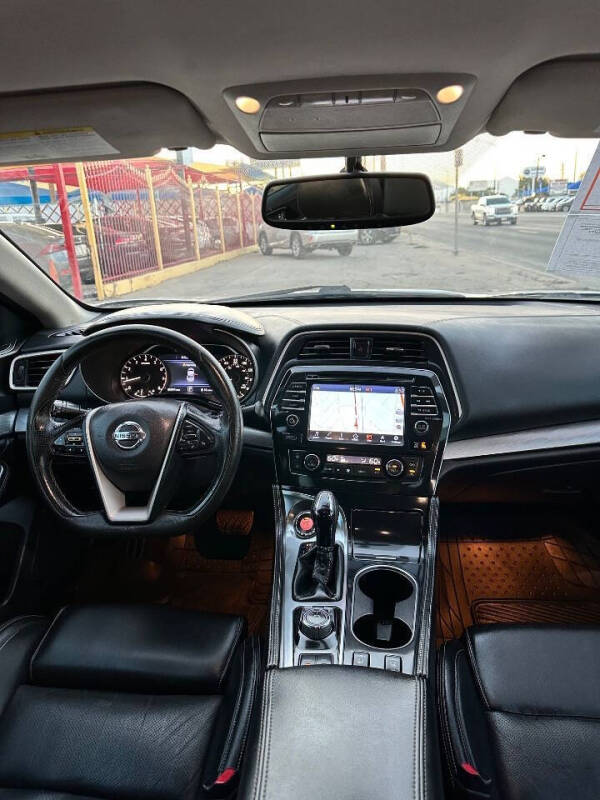 2017 Nissan Maxima 3.5 SV