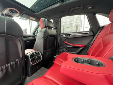 2021 Porsche Macan GTS