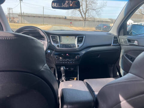 2017 Hyundai Tucson SE Plus