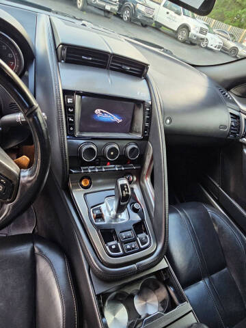 2014 Jaguar F-TYPE V8 S