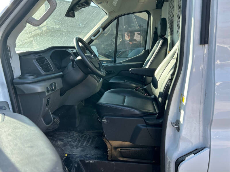 2022 Ford Transit 250