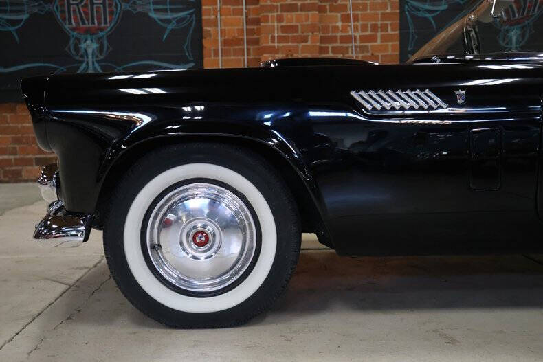 1956 Ford Thunderbird