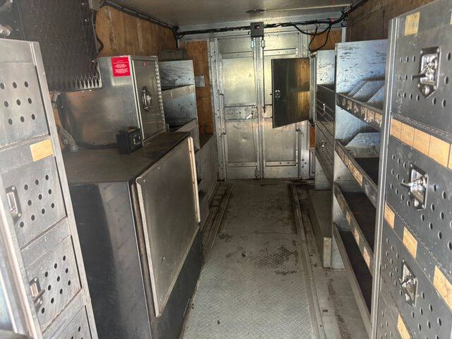 2016 Freightliner MT45 Chassis