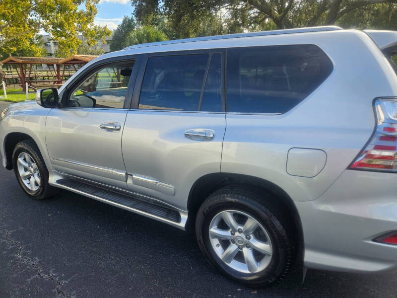 2018 Lexus GX Base photo 42