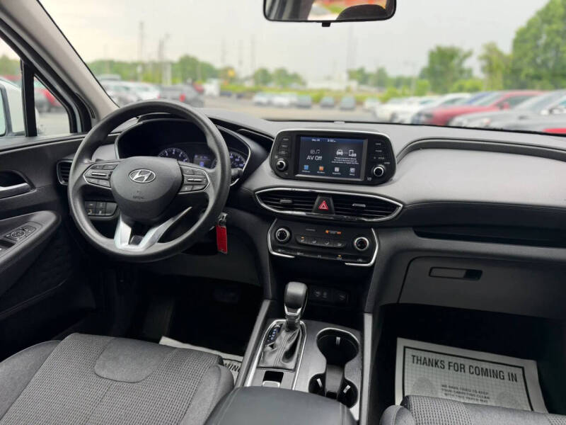 2019 Hyundai Santa Fe SE 2.4L