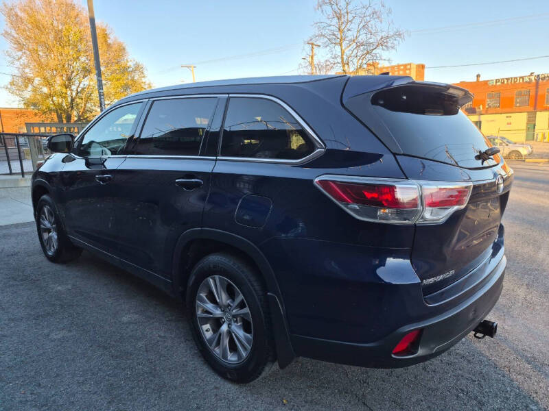Image of 2015 Toyota Highlander XLE