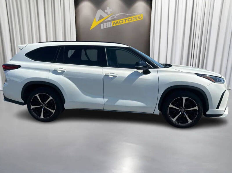 2021 Toyota Highlander XSE