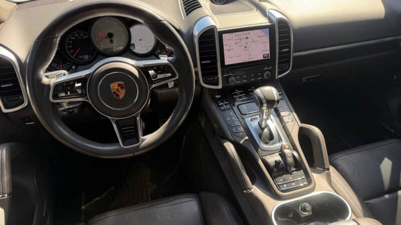 2017 Porsche Cayenne S