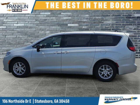 2024 Chrysler Pacifica Touring L