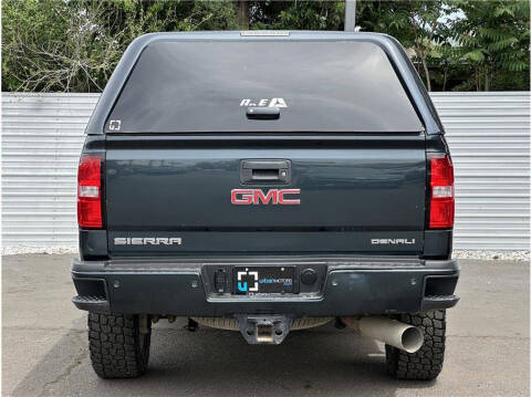 2018 GMC Sierra 2500HD Denali